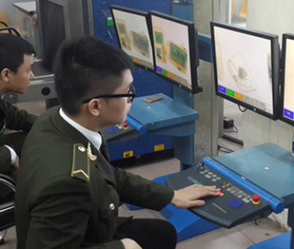 Phát hiện hàng cấm gửi qua đường hàng không Phát hiện hàng cấm gửi qua đường hàng không