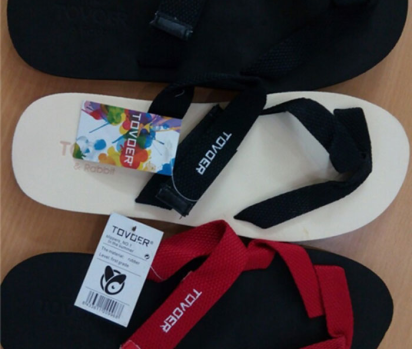 Dịch vụ gửi giày dép đi mỹ giá rẻ và nhanh chóng tại TpHCM